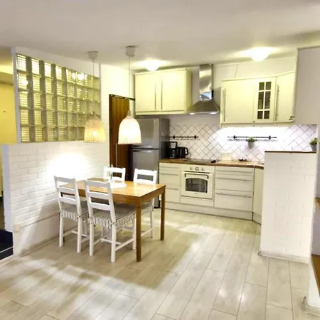 Imperial 110 M2, 4 Rooms, Old Town, 300m Wawel *