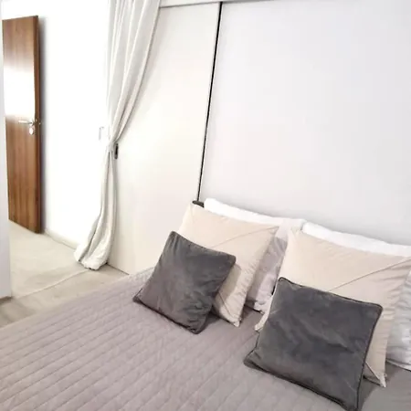 Imperial 110 M2, 4 Rooms, Old Town, 300m Wawel Apartamento