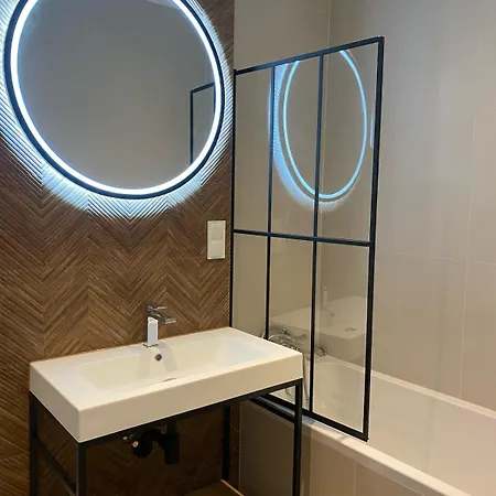 3bedrooms By Leo Old Town Apartment *