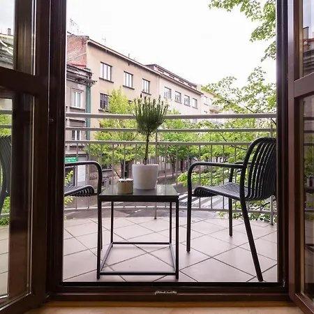 Golden Hour, 2 Bedroom, With Underground Parking Kraków