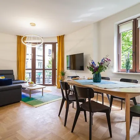 Apartament Golden Hour, 2 Bedroom, With Underground Parking *
