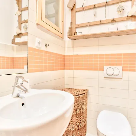 Zacisze Street Apartament