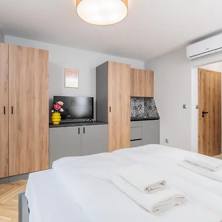 Apartament Modern Comfort - Langiewicza - By Upstairs Kraków