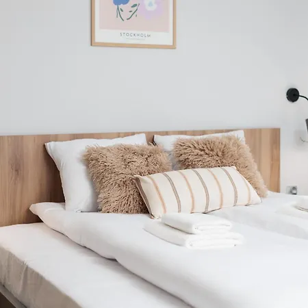 Modern Comfort - Langiewicza - By Upstairs Apartament *