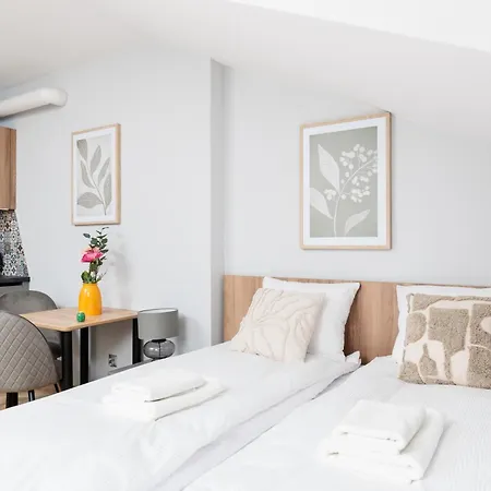 Apartament Modern Comfort - Langiewicza - By Upstairs
