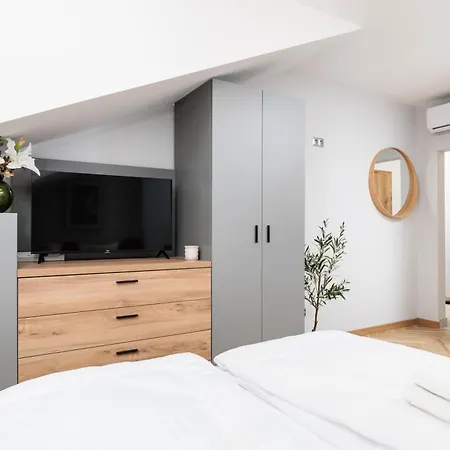 Apartament Modern Comfort - Langiewicza - By Upstairs