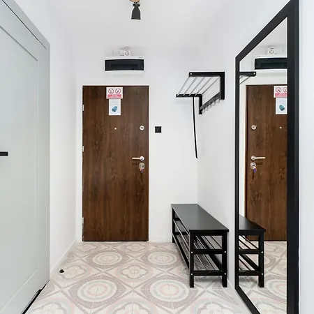 Apartment Zakopianska 2b Homely By Bookinghost