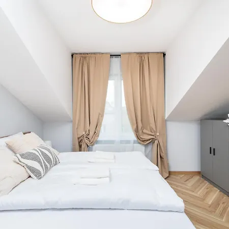 Apartament Modern Comfort - Langiewicza - By Upstairs