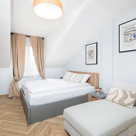 Modern Comfort - Langiewicza - By Upstairs Apartament *