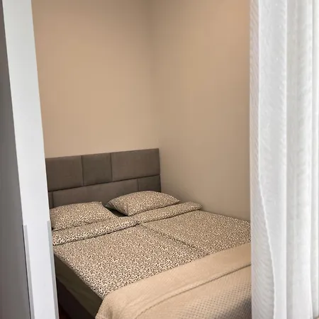 Lea Apartman