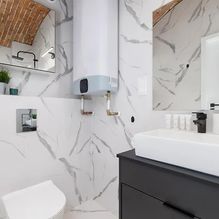 Cozy In The Old Town Of By Renters Apartment Krakau