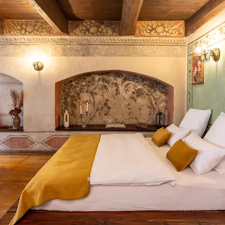 500 Year House - Artistic Historic In Old Town By Staymoovers Διαμέρισμα Krasków