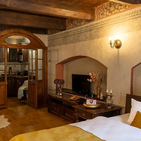 500 Year House - Artistic Historic In Old Town By Staymoovers Διαμέρισμα Krasków