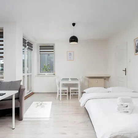 Apartment Osiedle Oswiecenia Comfort Apartment By Bookinghost Krakow