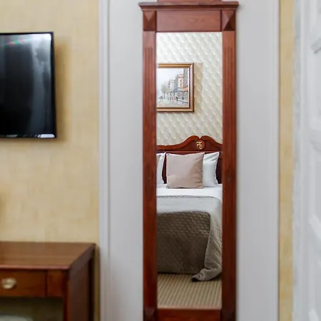 Hotel H15 Francuski Old Town - Destigo Cracóvia