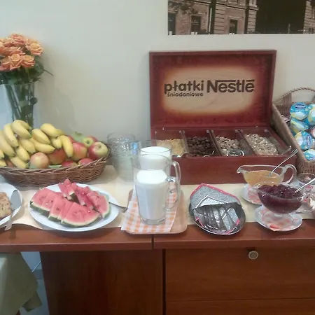 H6 Major Travel & Business, Free Parking 3* Krakau