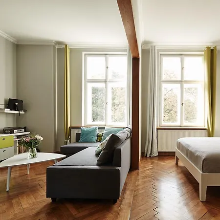 Hotel apartamentowy Playroom
