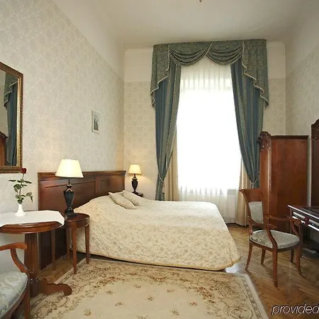 Ostoya Palace Hotel 4*