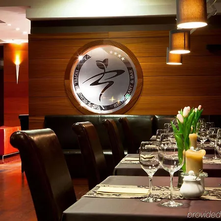 Farmona Business & 3* Krakow