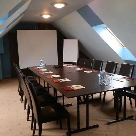 Fero Express Klimatyzowane Ac Hotel
