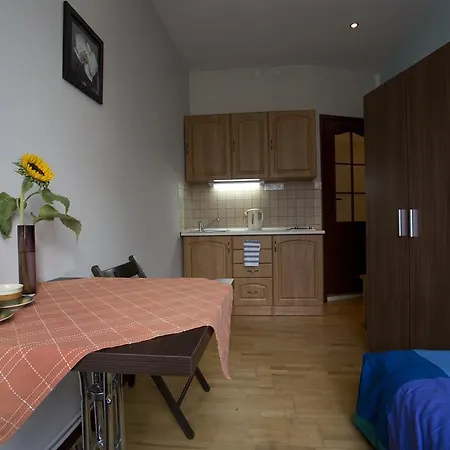 Apartment Townhouse *