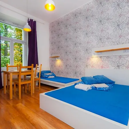 Hostal Atlantis *