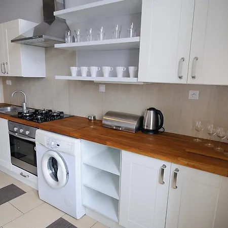Apartament Hollywood *