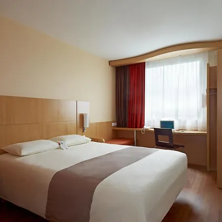 Ibis Stare Otel 3*