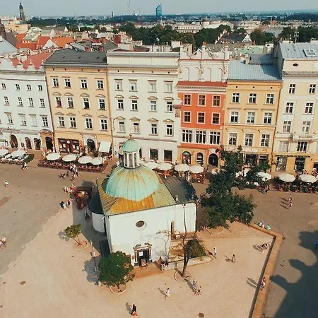 Venetian House Market Square 4*