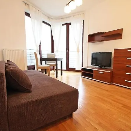 Apartahotel Parkside Old Town 3*