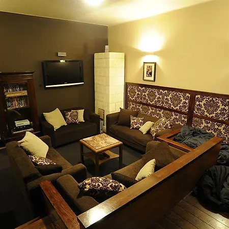 Deco Ostello *
