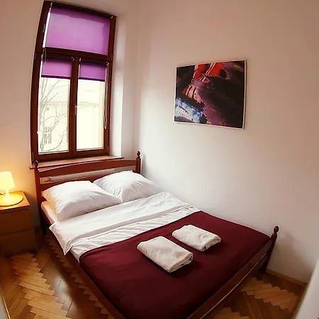 Visitkrak - Bon Turystyczny Apartament *
