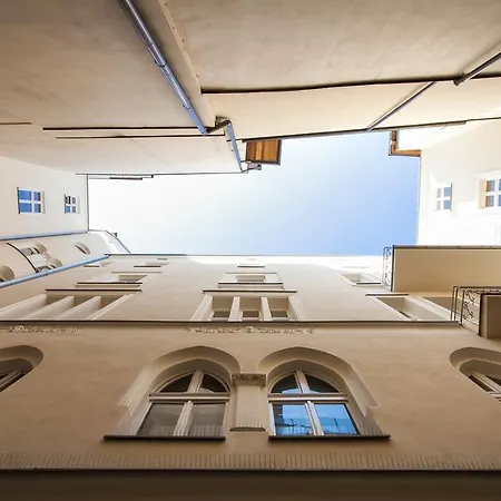 Venetian House Market Square 4* Krakow