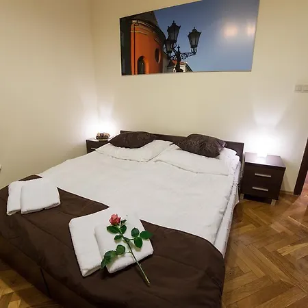 Apartment Place 4