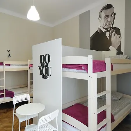 Hostel Hollywood *