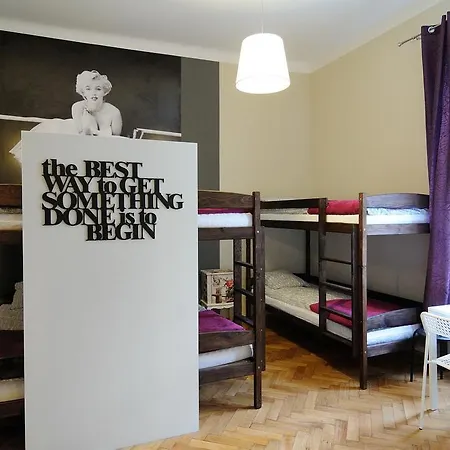 Hollywood Hostel Kraków