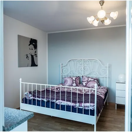 Apartament Skyfall Apartment