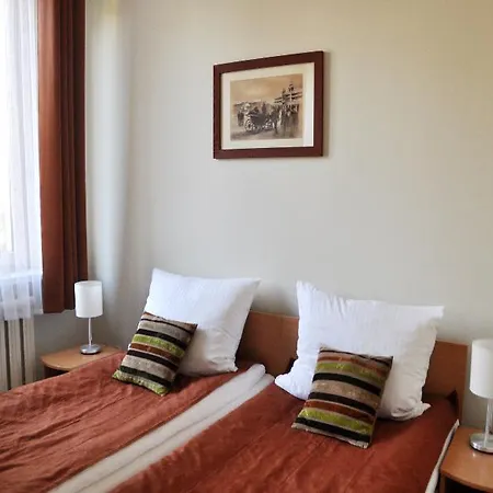Maly Aparthotel 2*