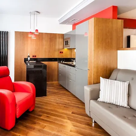 Apartahotel Parkside Old Town