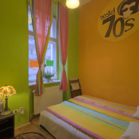 Hostel 70s