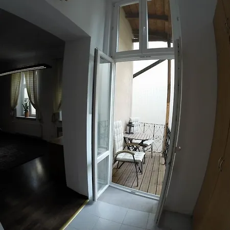 Apartament Honey