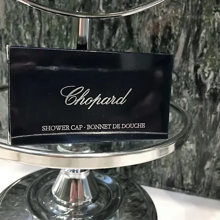 Aparthotel Mondrian Luxury & Old Town 5*