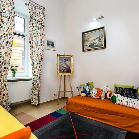 Apartment Live Like Locals: Market Square X Jewish District