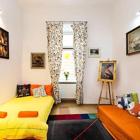 Apartment Live Like Locals: Market Square X Jewish District