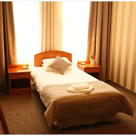 Hotel Polonez 3*