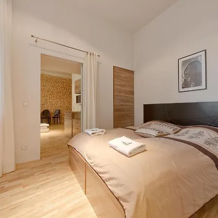 Aparthotel For Main Square
