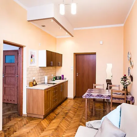 Apartment Live Like Locals: Market Square X Jewish District