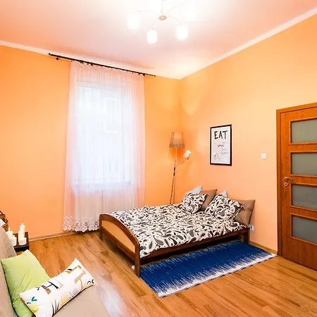 Apartment Live Like Locals: Market Square X Jewish District *