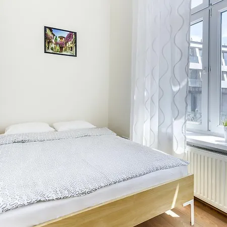 Apartment Penguin 1410 On Brzozowa Street Krakow