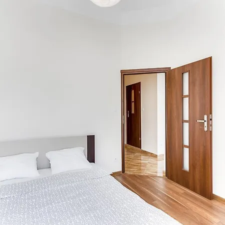 Apartment Penguin 1410 On Brzozowa Street *